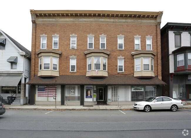 Primary Photo - 184 S First St