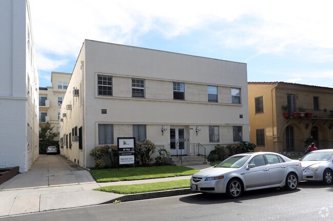 Building Photo - 660 S. Cloverdale Ave.