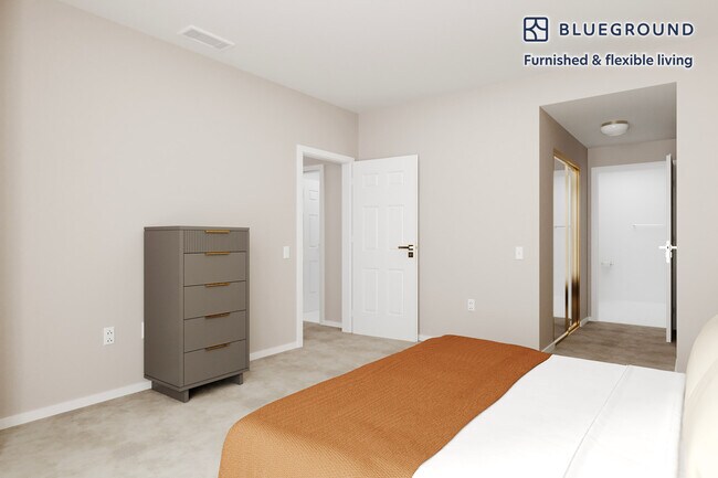 Building Photo - 1320 N Veitch St