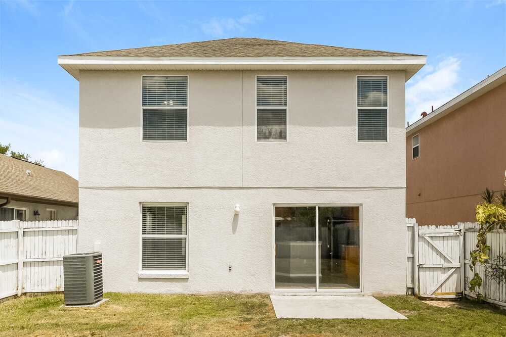 Building Photo - 2402 Ashecroft Dr