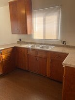 Building Photo - 4380 W 136th St