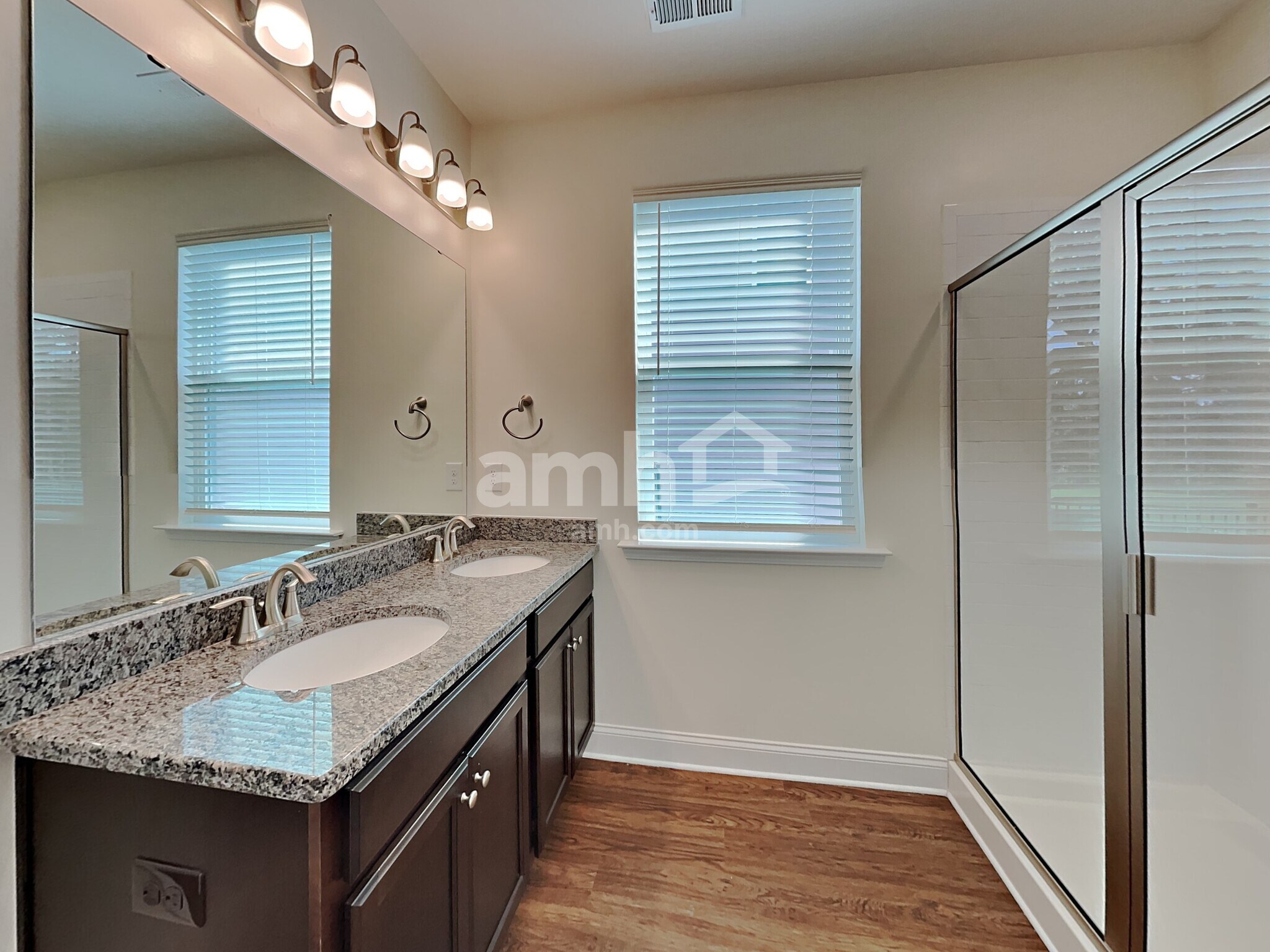 Building Photo - 113 Samara Ln