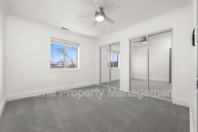 Building Photo - 147 W 905 N