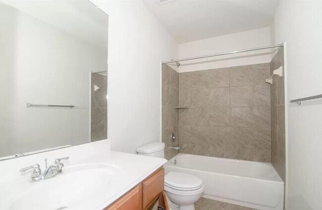 Building Photo - 3247 Upland Spring Trace