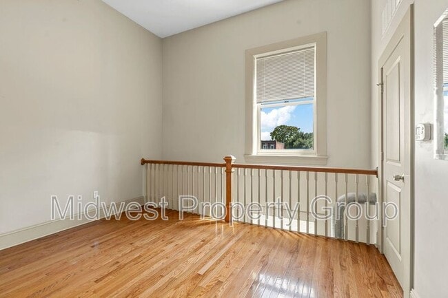 Building Photo - 4244 Chouteau Ave