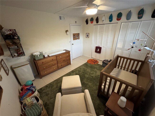 Building Photo - 5555 N Ocean Blvd