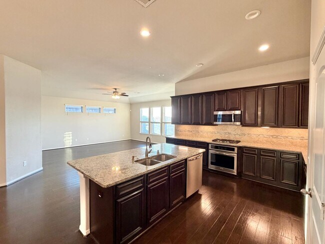 Building Photo - 4619 Grigio Pines Dr