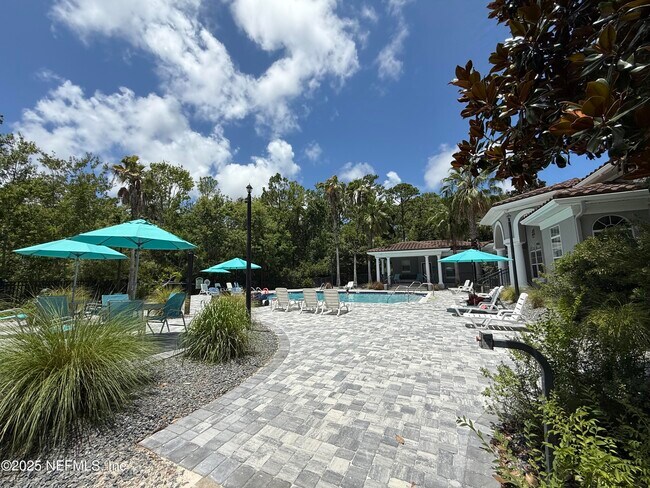 Building Photo - 440 S Villa San Marco Dr