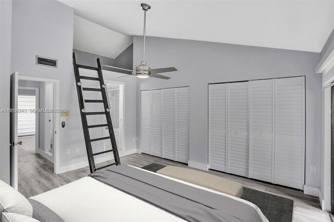 Building Photo - 10167 SW 77th Ct