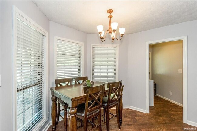 Building Photo - 7091 Buckram Oak Dr