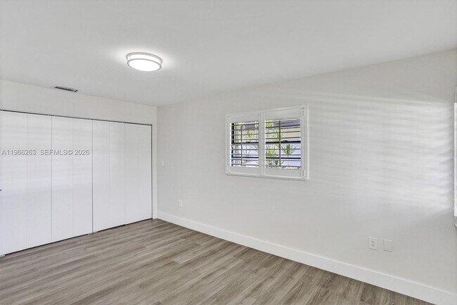 Building Photo - 12020 SW 93rd St