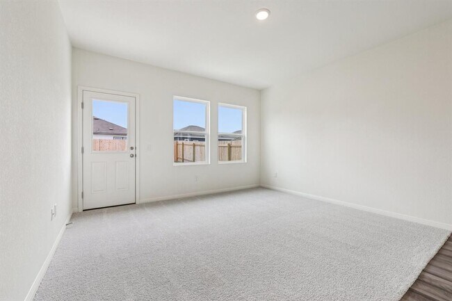 Building Photo - 1516 Morris Lp