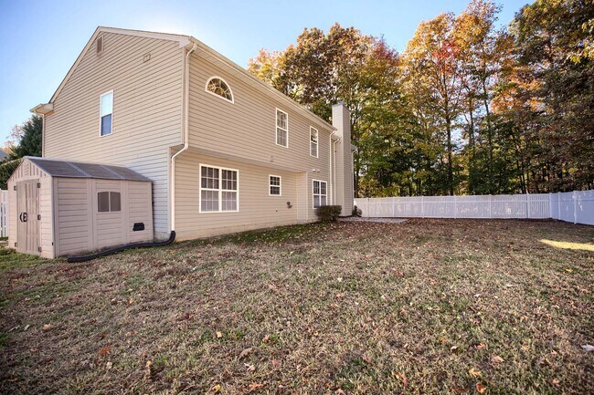 Building Photo - 3319 Reades Way