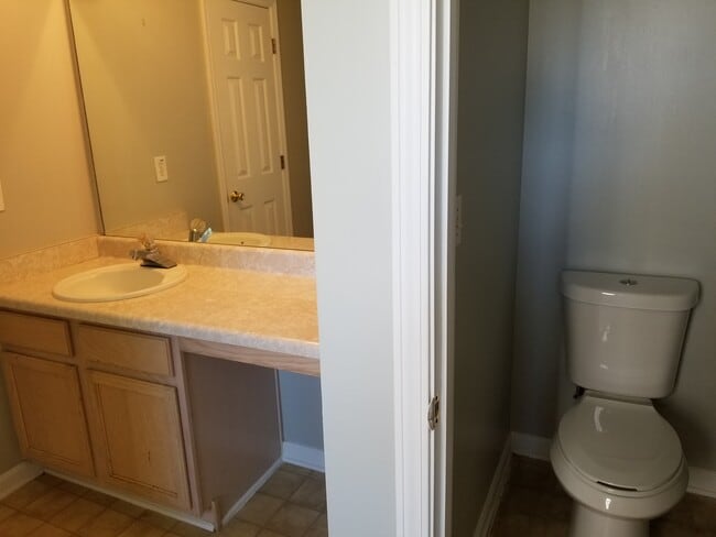 Building Photo - 2666 Rambling Way