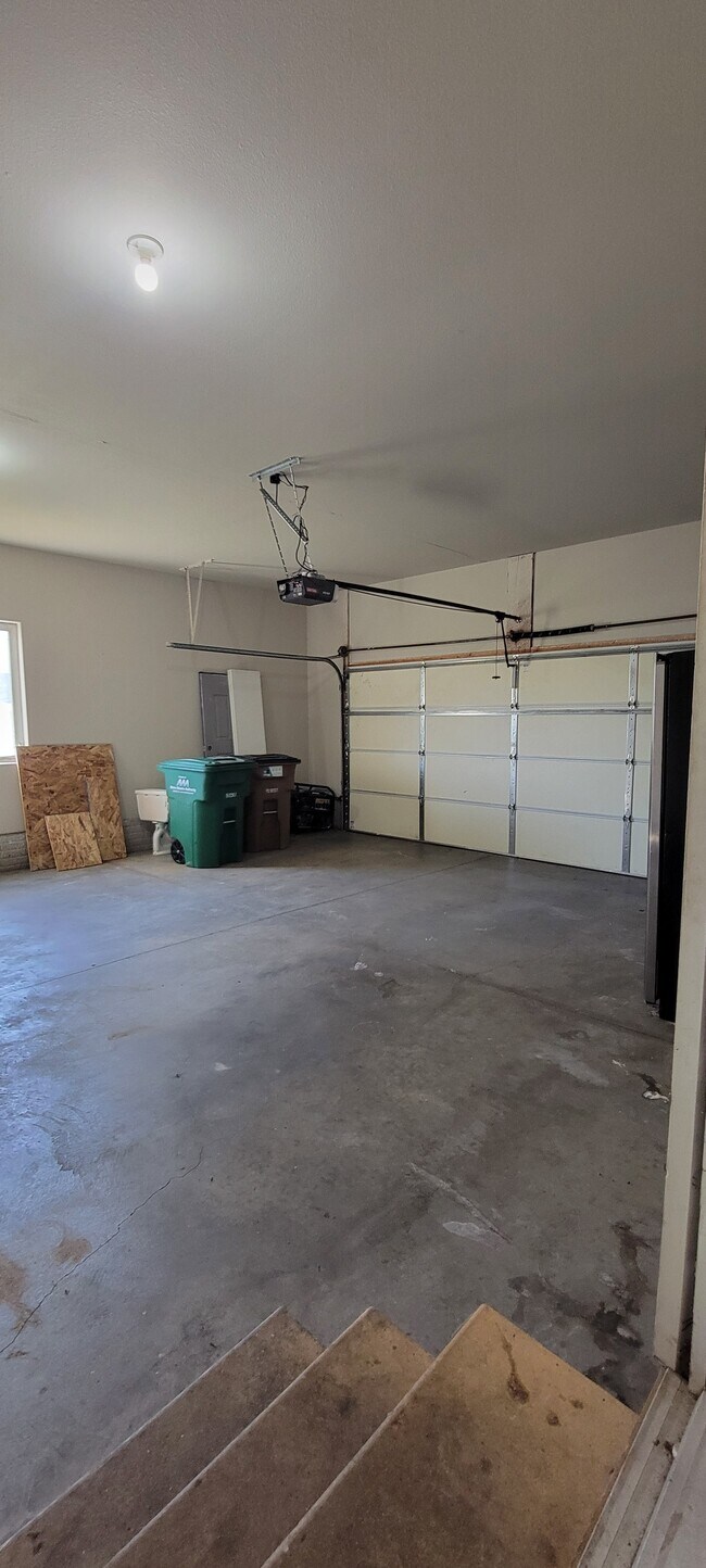 Building Photo - 2165 Copper Wynd Dr