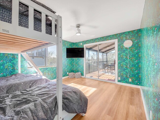 Building Photo - 5537 Pelican Way