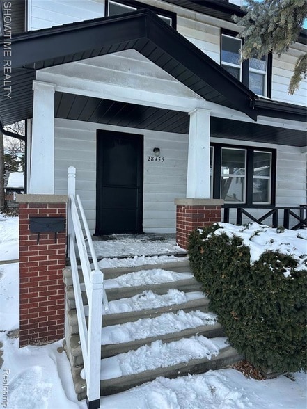 Building Photo - 28455 Melvin St