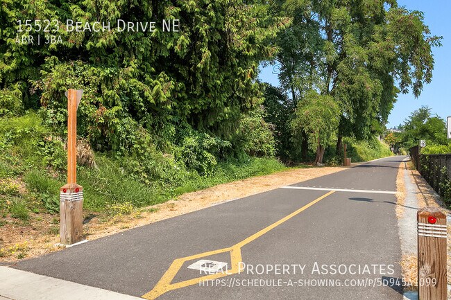 Building Photo - 15523 Beach Dr NE