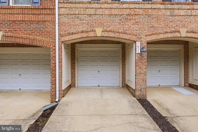 Building Photo - 4677 Red Admiral Way