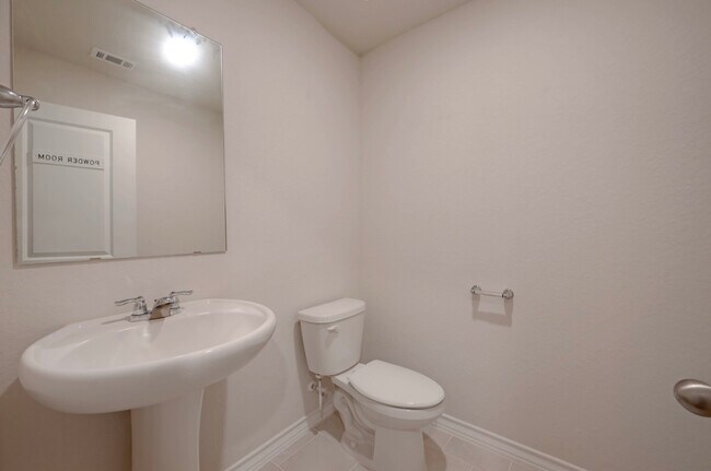 Building Photo - 5507 Stormie Keep