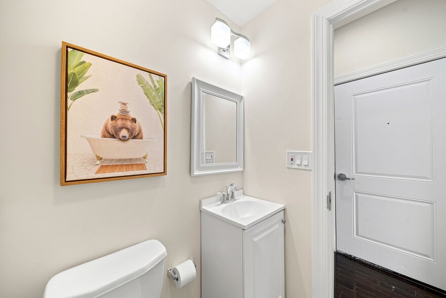 Building Photo - 1814 N 16th St