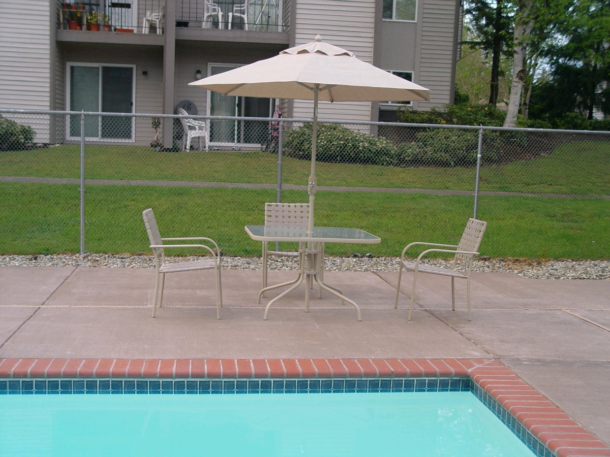 Building Photo - 14625 NE 34th St