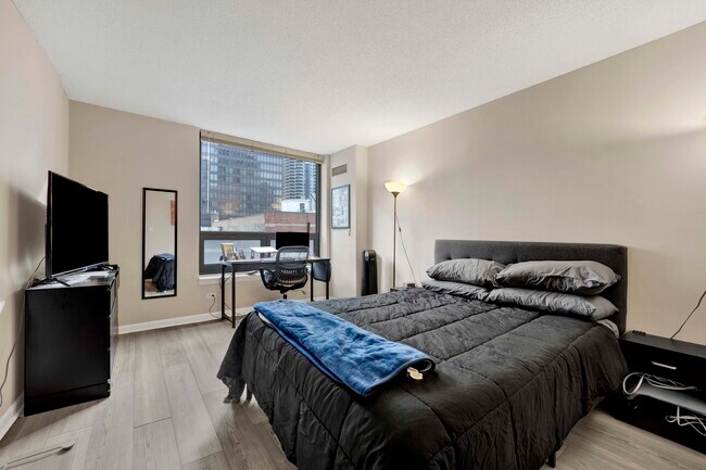 Building Photo - 440 N Wabash Ave