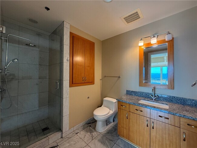 Building Photo - 4575 Dean Martin Dr
