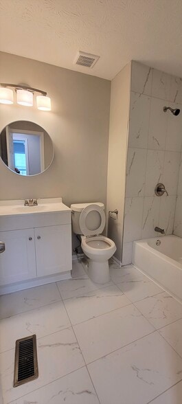 Building Photo - 5530 Little Mill Rd