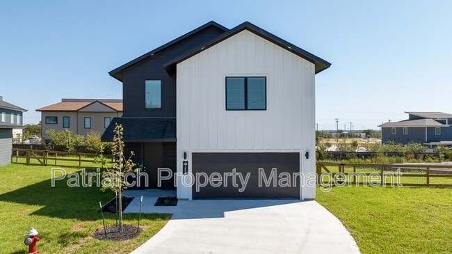 Primary Photo - 3002 Alpha Wolf Ct