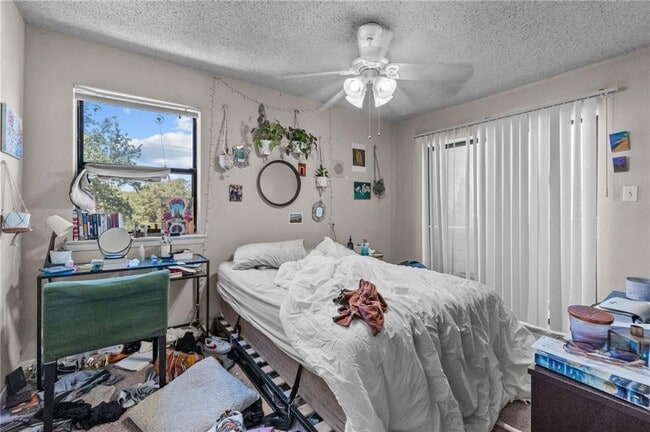 Building Photo - 2510 San Gabriel St