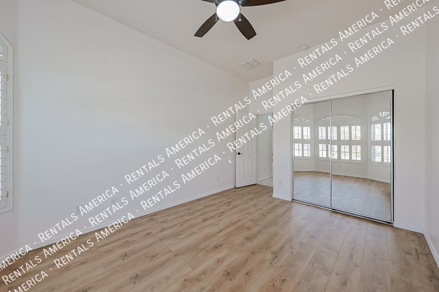 Building Photo - 7005 S 57th Ave