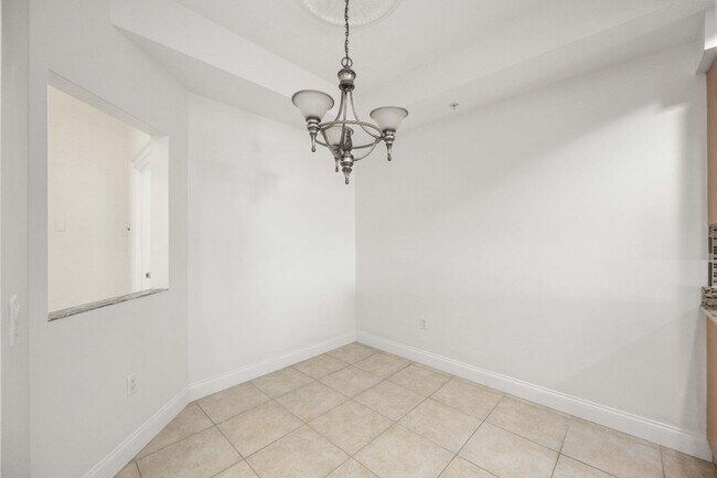 Building Photo - 606 Riviera Dunes Way
