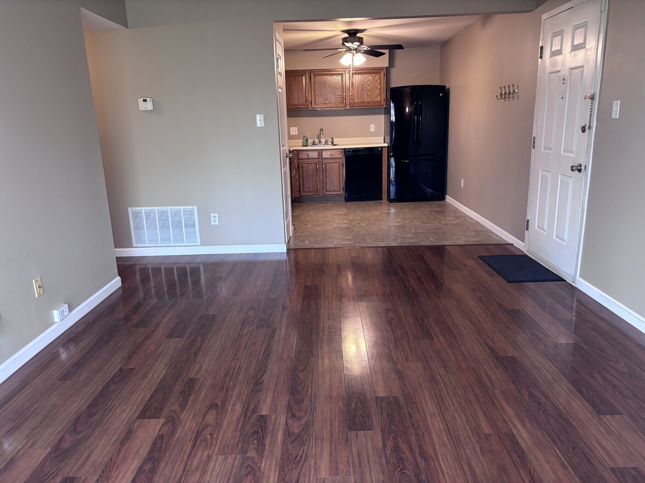 Building Photo - 7519 Triwoods Dr