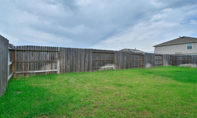 Building Photo - 20622 Teakwood Fields Ln