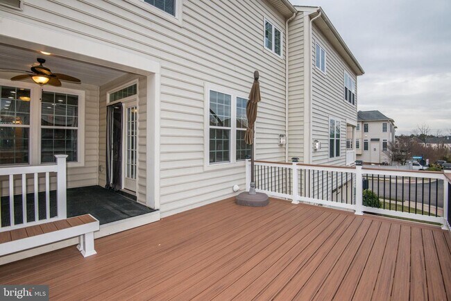 Building Photo - 24951 Avonlea Dr