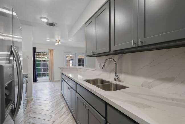 Building Photo - 5801 Lumberdale Rd