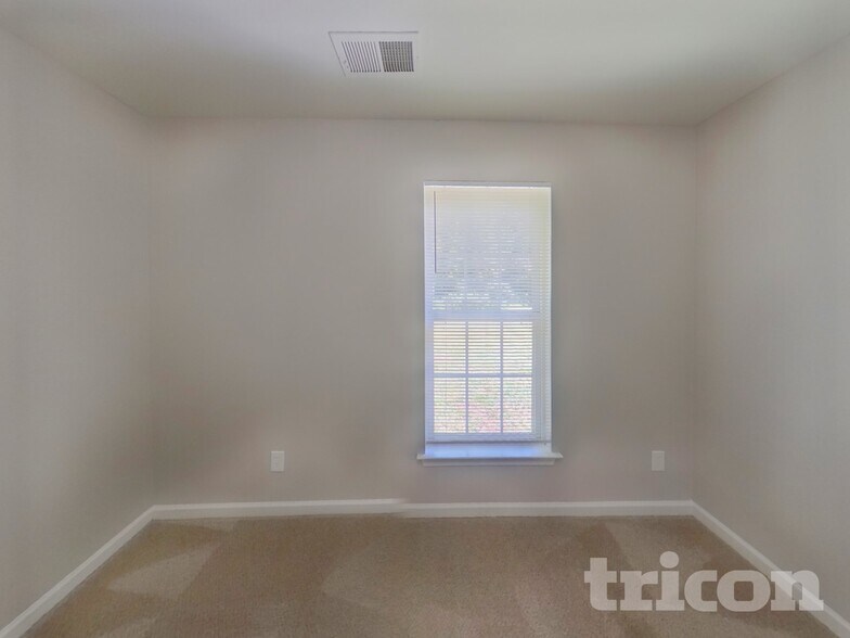 Building Photo - 8130 Chimore Ln