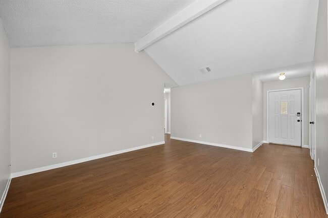 Building Photo - 6109 Glen Meadow Dr