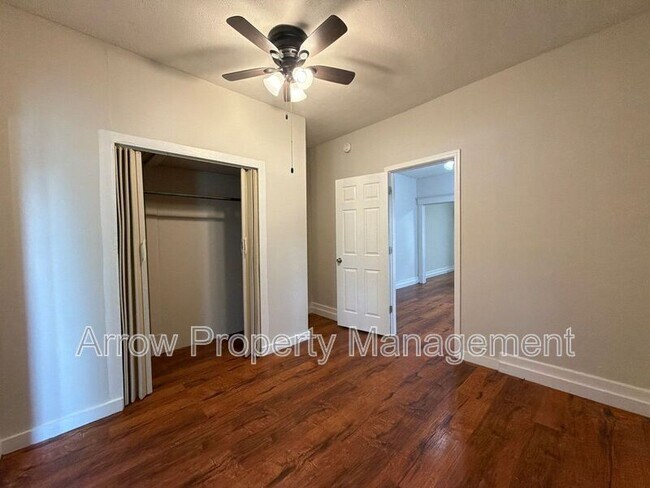 Building Photo - 1215 Peach St
