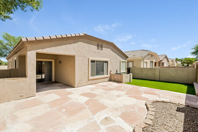 Building Photo - 14436 S Camino Tierra Monte