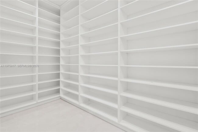 Building Photo - 519 Alhambra Cir