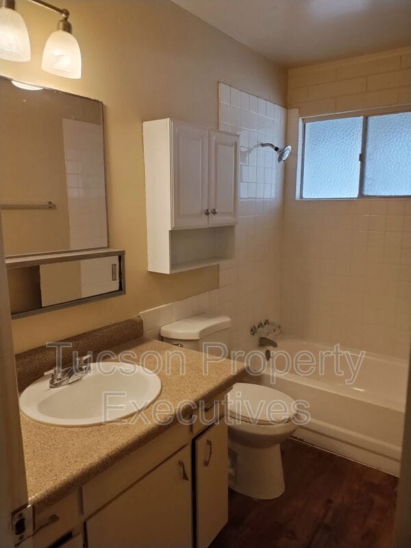 Building Photo - 8934 S Nogales Hwy