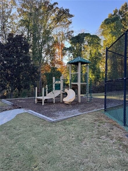 Building Photo - 1075 Harvest Brook Dr NE