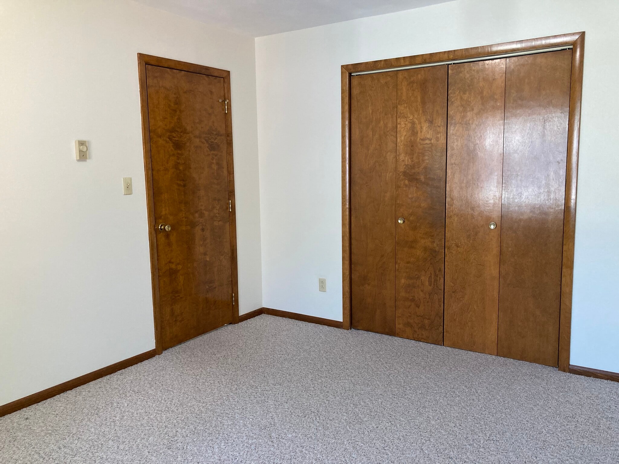 Bedroom 2 - 425 6th Ave NW