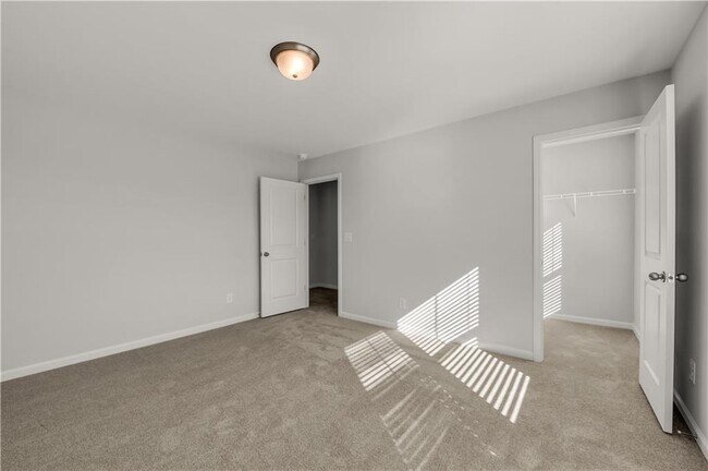 Building Photo - 1280 Jordan Brook Dr