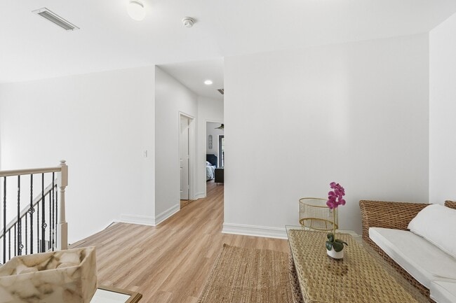 Building Photo - 4419 Hidden Harbour Terrace