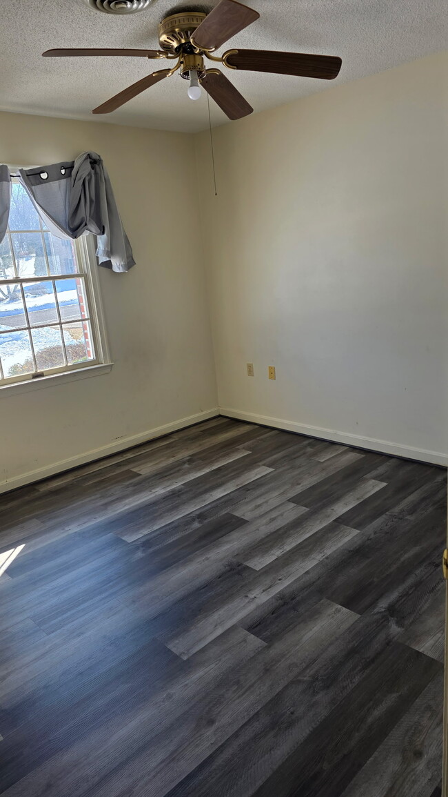 Building Photo - 126 Upshur Dr