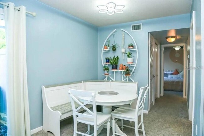 Building Photo - 507 NW 39th Rd