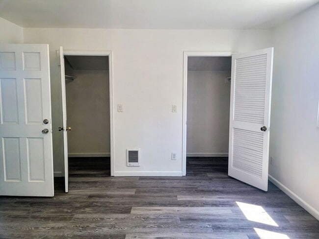Building Photo - Fresh Air Country Living 4 Bedroom, 2.5 bath